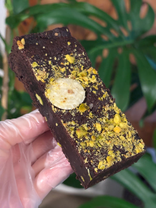Pistachio & White Chocolate Brownie GF