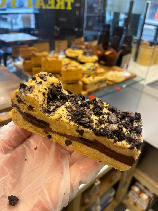Oreo Cookie Slice